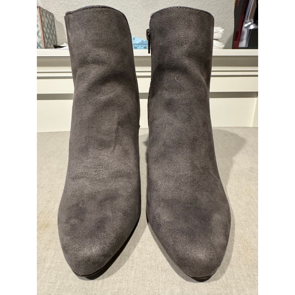 Women's Dexflex Comfort “Prestyne” Grey Quilted vegan suede Ankle Boots Size 11